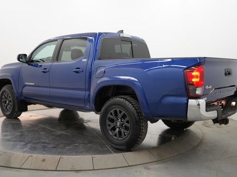 Used 2023 Toyota Tacoma SR5 AWD/4WD image 5