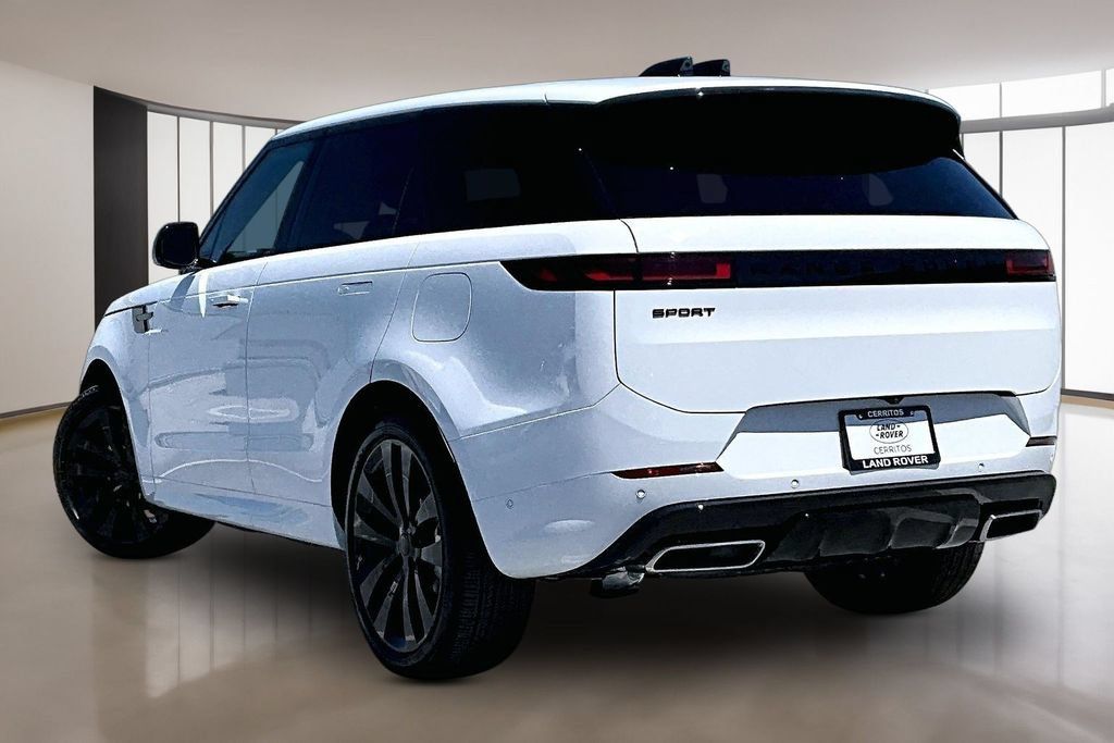 New 2026 Land Rover Range Rover Sport Dynamic SE AWD/4WD image 3