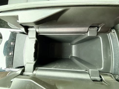 Used 2024 Buick Envision Avenir image 40