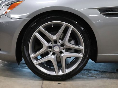 Used 2015 Mercedes-Benz SLK 250 image 35