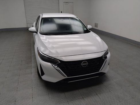 Used 2025 Nissan Sentra S FWD image 14