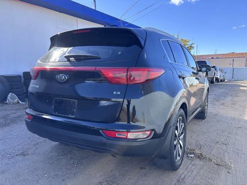 Used 2017 Kia Sportage EX image 8