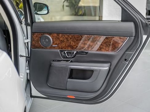 Used 2019 Jaguar XJ L Portfolio RWD image 51