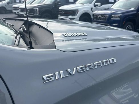 Used 2024 Chevrolet Silverado 1500 RST w/ Protection Package AWD/4WD image 11