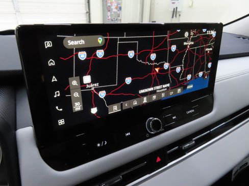 New 2025 Mitsubishi Outlander SE image 18