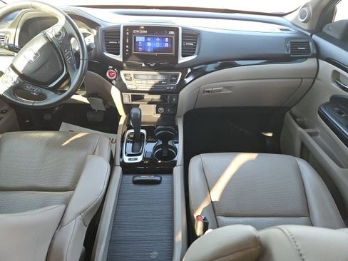 Used 2018 Honda Ridgeline RTL-E image 12