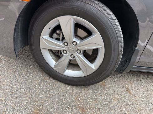 Used 2019 Honda Odyssey EX-L image 11