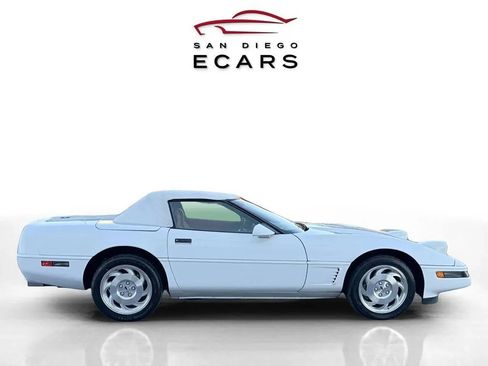 Used 1995 Chevrolet Corvette Convertible image 5