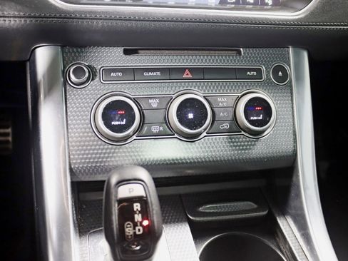 Used 2017 Land Rover Range Rover Sport SVR image 25