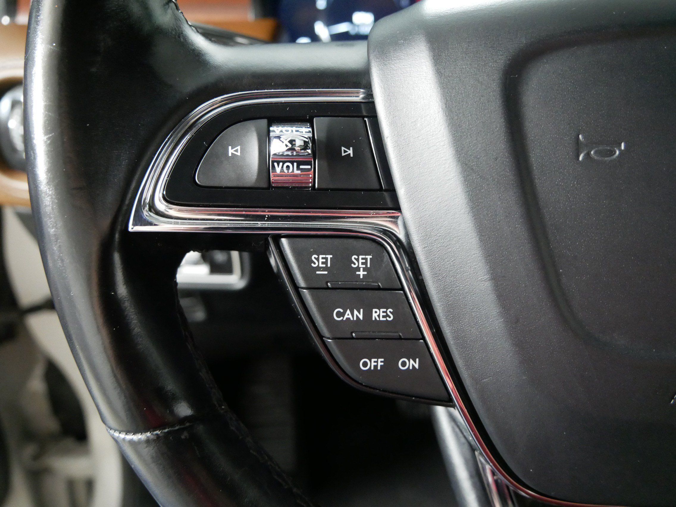 Used 2022 Lincoln Nautilus Reserve AWD/4WD image 27