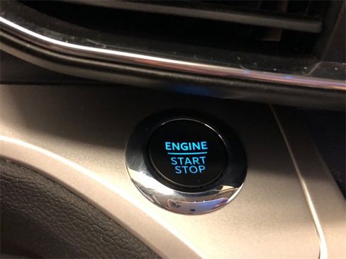 Used 2022 Ford Explorer XLT w/ Equipment Group 202A image 20