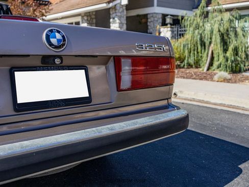Used 1989 BMW 325i Convertible RWD image 56
