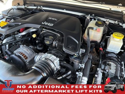 Used 2021 Jeep Gladiator Overland w/ Popular Equipment Package AWD/4WD image 28
