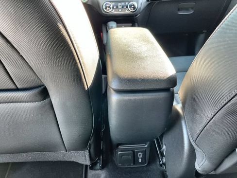 Used 2021 Chevrolet TrailBlazer RS w/ Sun and Liftgate Package AWD/4WD image 23