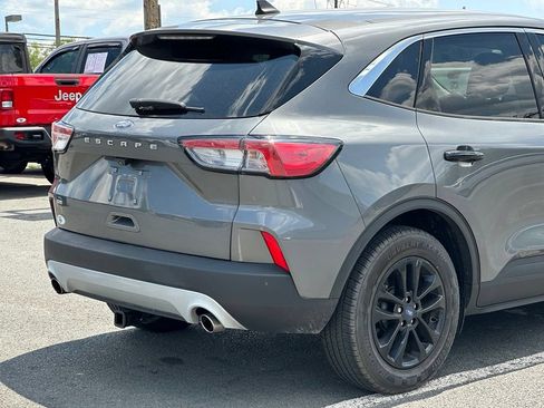 Used 2022 Ford Escape SE w/ Convenience Package FWD image 43