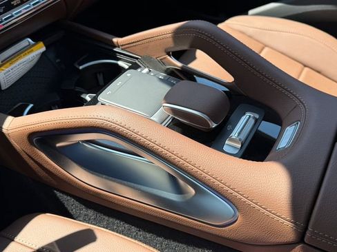 New 2025 Mercedes-Benz GLS 450 4MATIC image 34