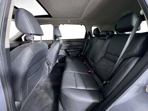 Used 2021 Nissan Rogue SL image 27