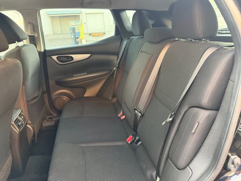 Used 2020 Nissan Rogue Sport S w/ Appearance Package FWD image 25