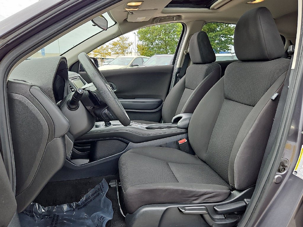 Used 2018 Honda HR-V EX image 13