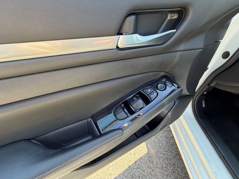 Used 2023 Nissan Altima 2.5 SV image 10