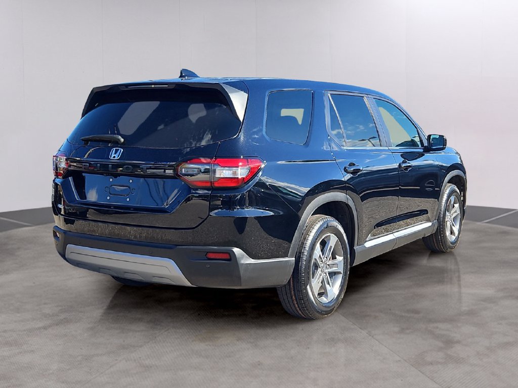 Certified 2025 Honda Pilot EX-L image 4