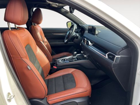 Used 2024 MAZDA CX-5 Carbon Edition image 15