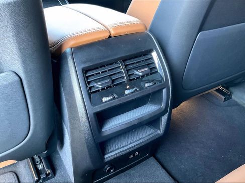 Used 2025 BMW X5 sDrive40i w/ M Sport Package RWD image 31
