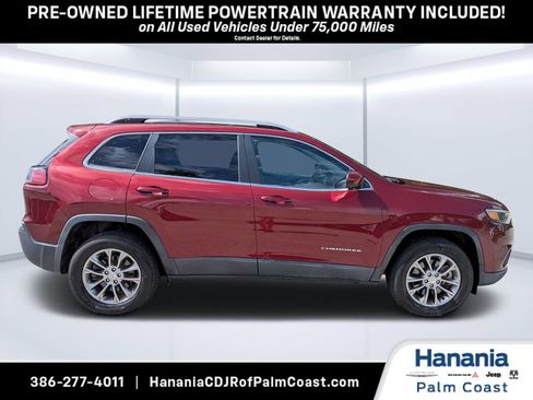 Used 2019 Jeep Cherokee Latitude Plus w/ Comfort/Convenience Group AWD/4WD image 2