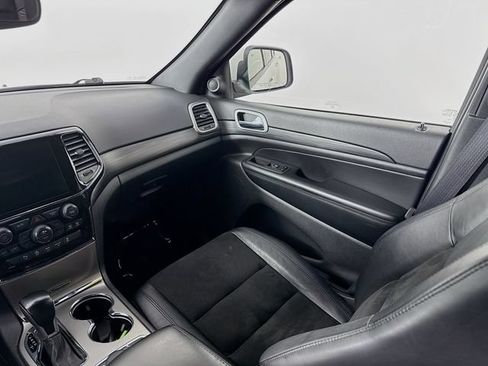 Used 2022 Jeep Grand Cherokee Laredo X AWD/4WD image 23