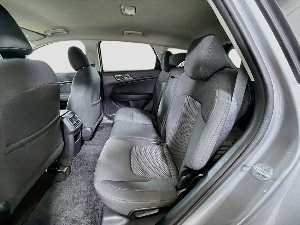 Used 2023 Kia Sportage LX AWD/4WD image 24