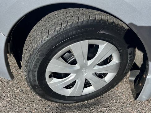 Used 2012 Subaru Impreza 2.0i image 20