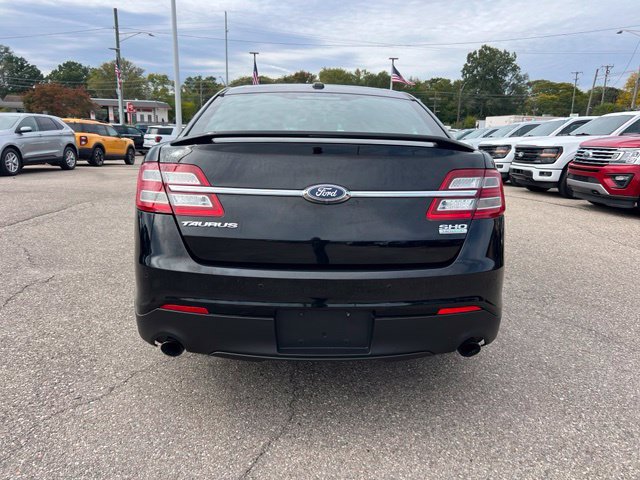 Certified 2018 Ford Taurus SHO AWD/4WD image 5