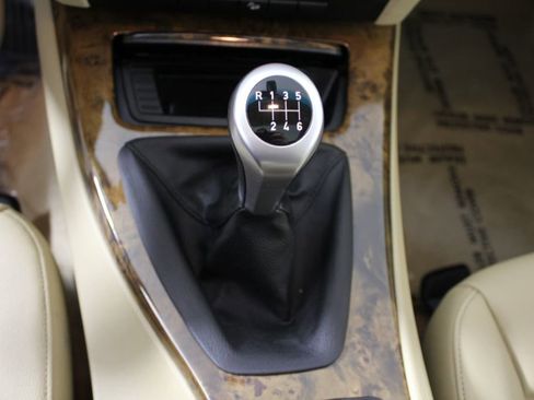 Used 2006 BMW 325xi Sedan image 34