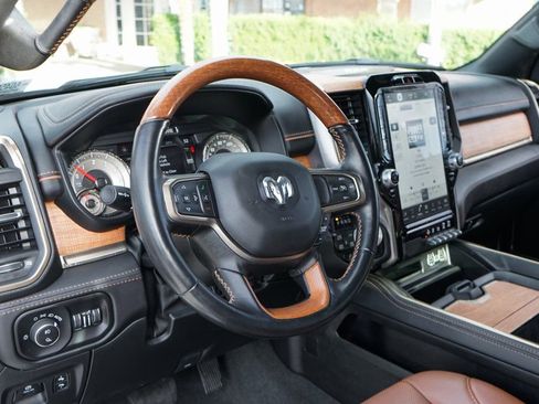 Used 2022 RAM 1500 Limited w/ Body Color Bumper Group image 17