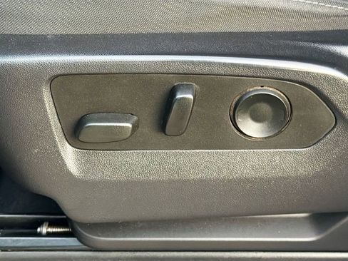 Used 2023 Chevrolet Silverado 1500 Custom Trail Boss image 25