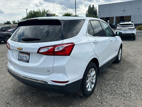 Used 2018 Chevrolet Equinox LT FWD image 3