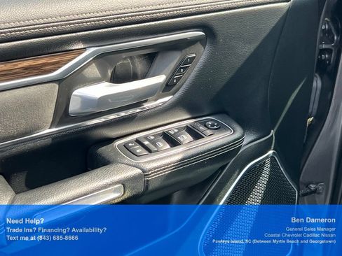 Used 2019 RAM 1500 Laramie AWD/4WD image 6