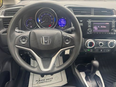 Used 2019 Honda Fit LX image 11