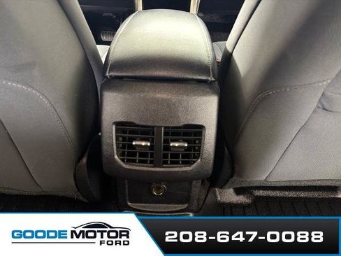 Certified 2017 Ford Fusion SE FWD image 20