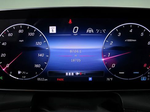 Used 2024 Mercedes-Benz GLC 300 4MATIC image 26