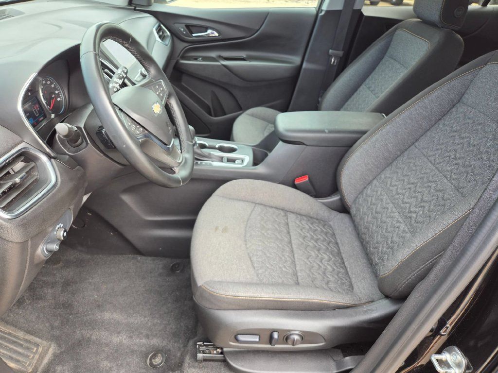 Used 2024 Chevrolet Equinox LT FWD image 16