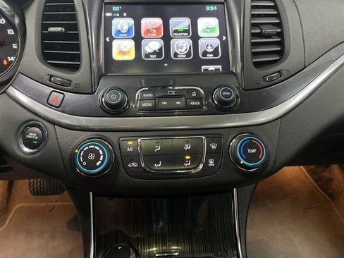 Certified 2019 Chevrolet Impala LS FWD image 17