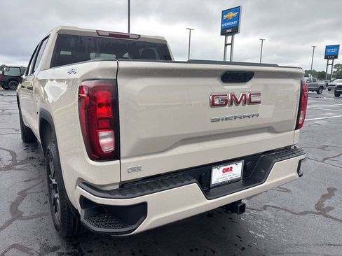 New 2026 GMC Sierra 1500 Pro w/ Graphite Edition AWD/4WD image 4
