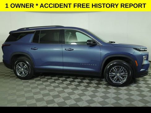 Used 2024 Chevrolet Traverse LT w/ LPO, Floor Liner Package AWD/4WD image 2