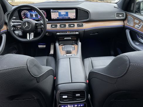 Certified 2025 Mercedes-Benz GLS 450 4MATIC image 27