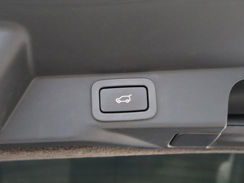 Used 2018 Land Rover Range Rover Sport HSE Dynamic AWD/4WD image 16
