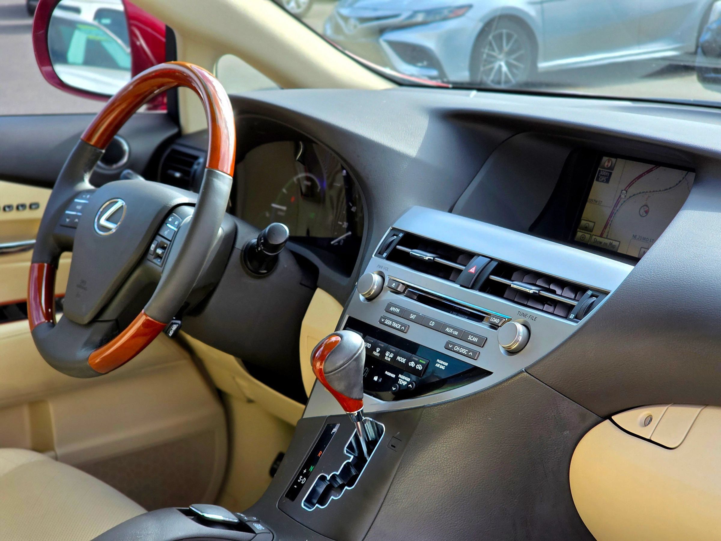 Used 2010 Lexus RX 450h 2WD image 18