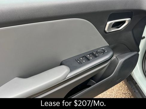 New 2025 Kia K4 LXS image 10