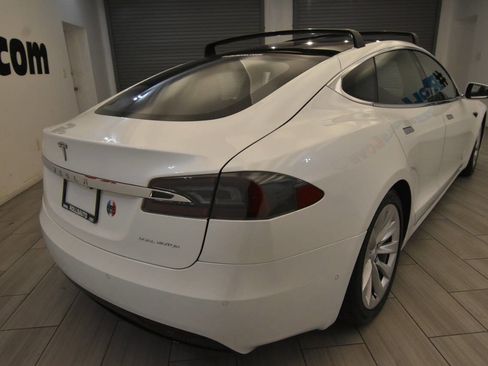 Used 2019 Tesla Model S Long Range image 5
