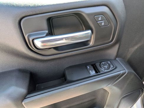 Used 2025 Chevrolet Silverado 1500 W/T RWD image 11